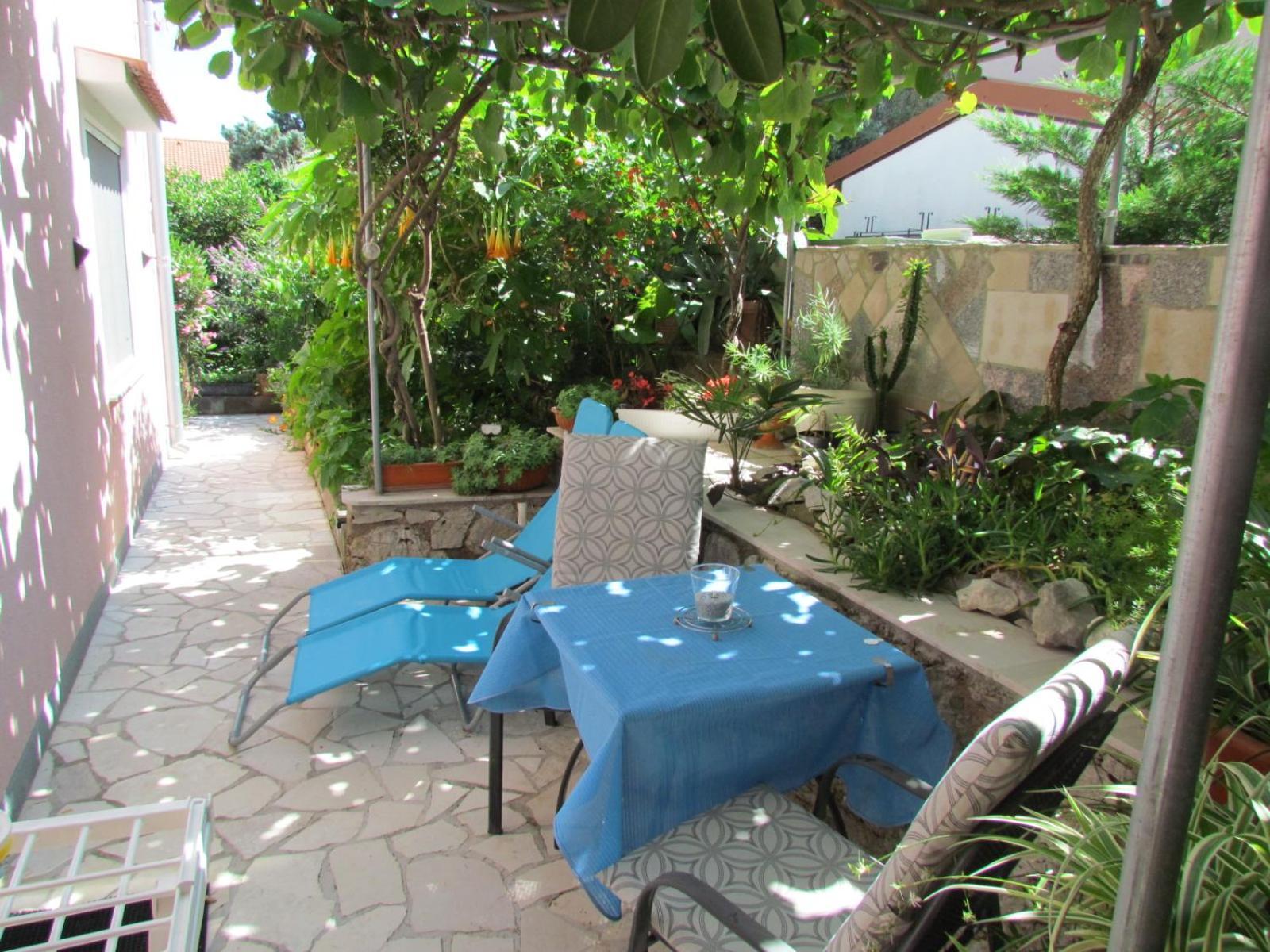 Apartments Bura & Jugo, Cres, Without Stress Buitenkant foto