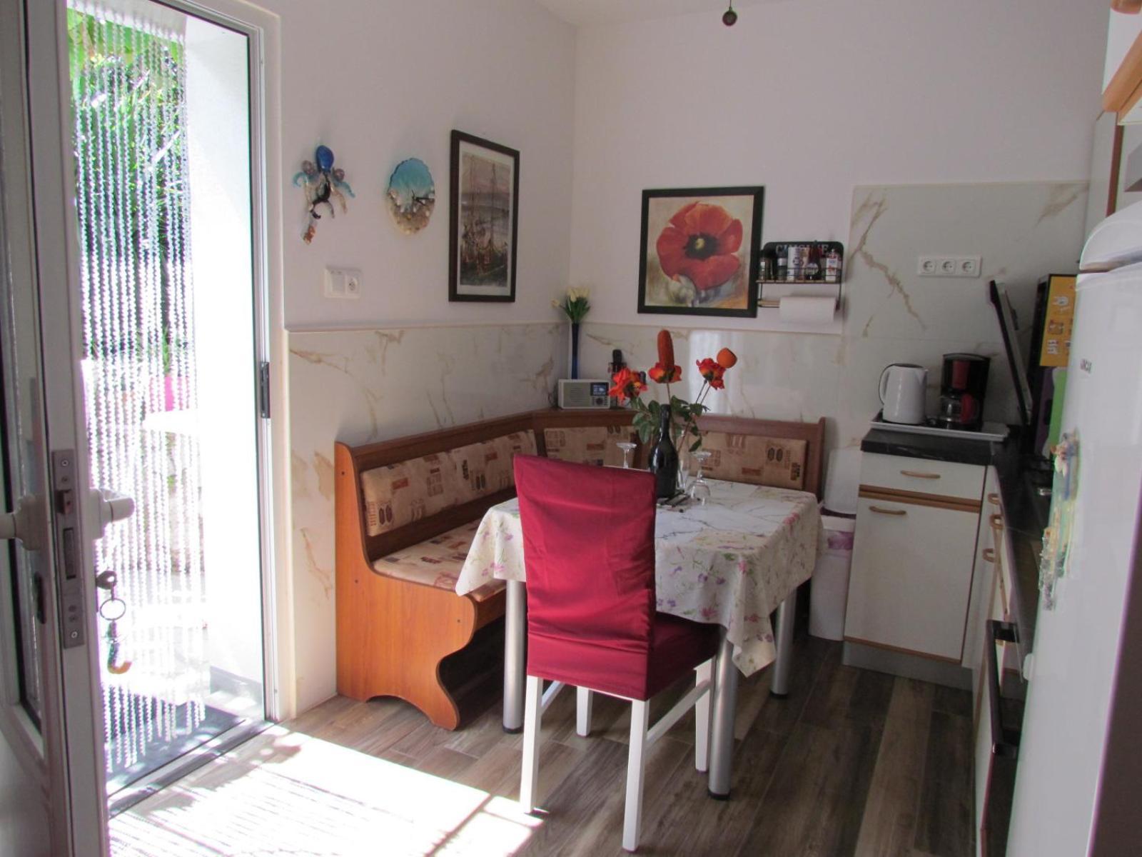 Apartments Bura & Jugo, Cres, Without Stress Buitenkant foto